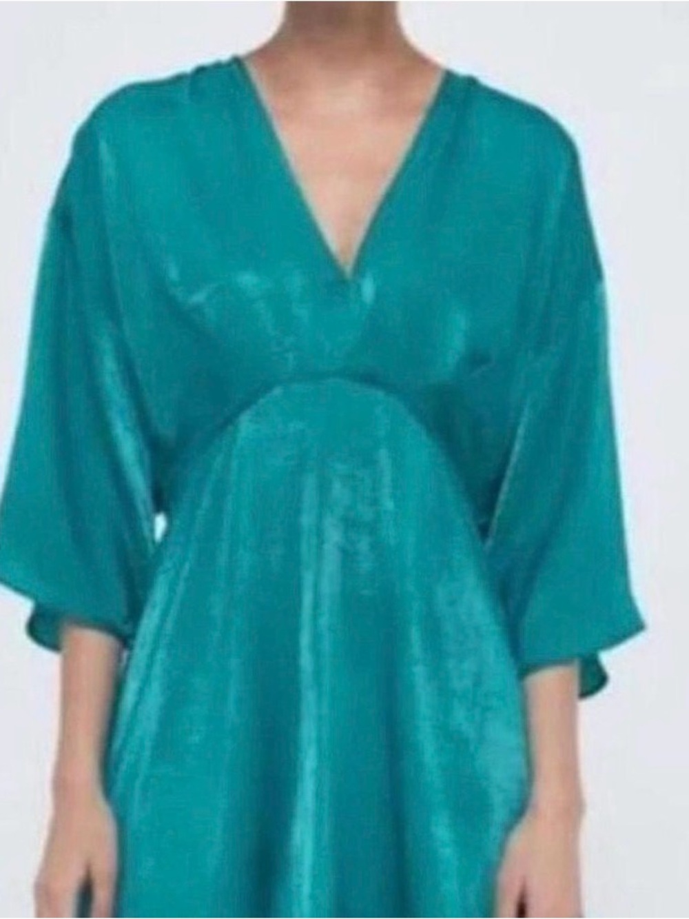 Zara dress
XS • Pre-owned - Good Teal Satin V-Neck Sleep Dress -Women